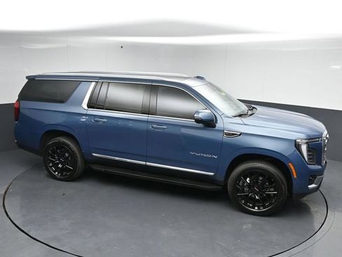 Used 2026 GMC Yukon XL Elevation w/ Elevation Premium Package AWD/4WD image 49