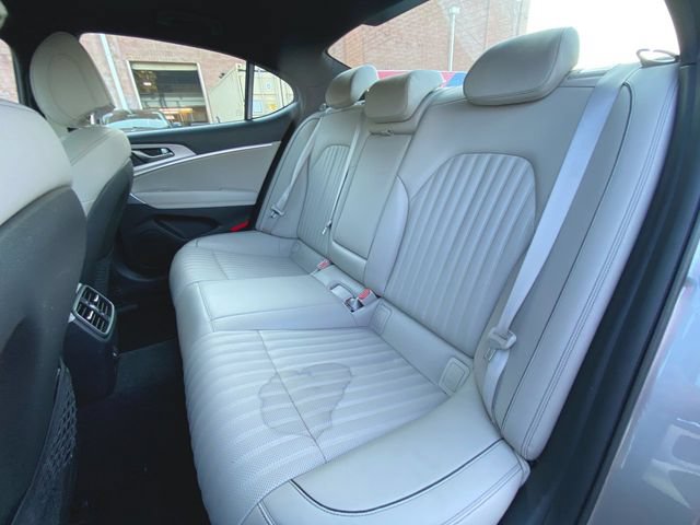 Used 2023 Genesis G70 2.0T w/ Sport Prestige Package AWD/4WD image 26