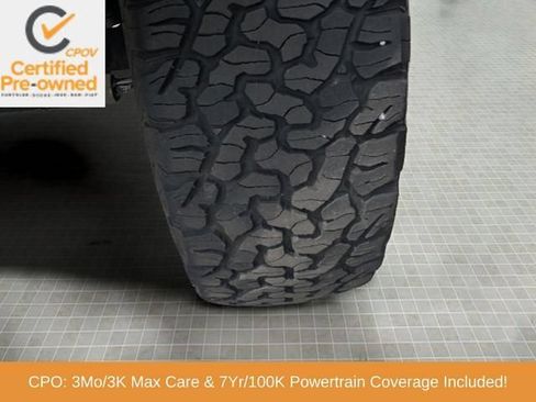 Used 2024 Jeep Gladiator Rubicon AWD/4WD image 13