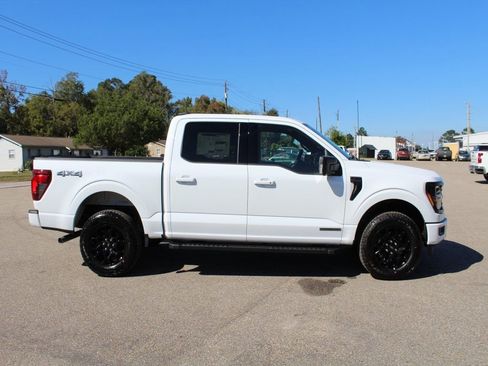 New 2025 Ford F150 XLT w/ Equipment Group 302A MID image 8