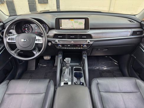Used 2020 Kia Telluride SX w/ Towing Package FWD image 12