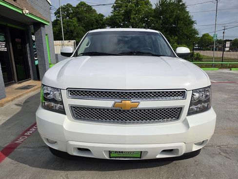 Used 2012 Chevrolet Suburban LT AWD/4WD image 7