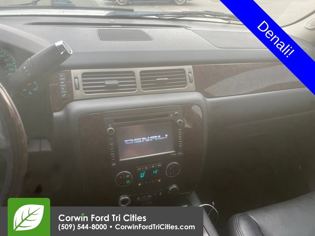 Used 2012 GMC Yukon Denali AWD/4WD image 2
