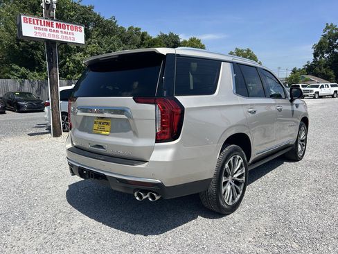 Used 2021 GMC Yukon Denali w/ Denali Premium Package RWD image 2