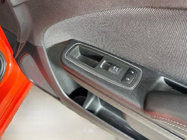 Used 2018 Dodge Charger SXT w/ Blacktop Package RWD image 30