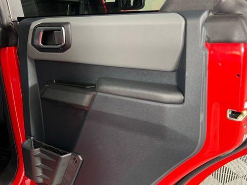 Used 2024 Ford Bronco Black Diamond image 31