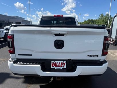 Used 2020 RAM 2500 Big Horn w/ Level 2 Equipment Group