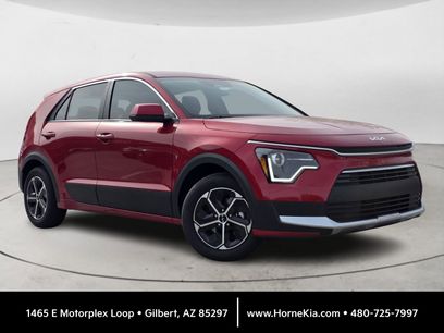 New 2025 Kia Niro LX