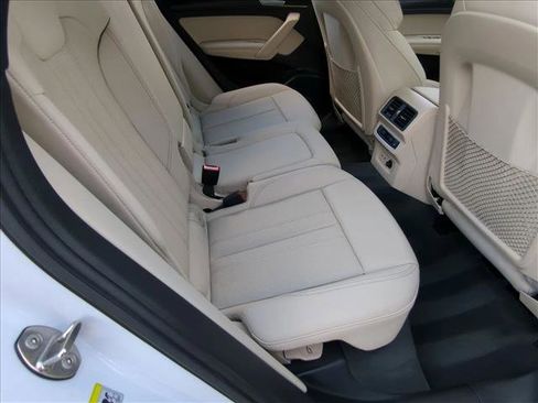 Used 2022 Audi Q5 2.0T Prestige image 21