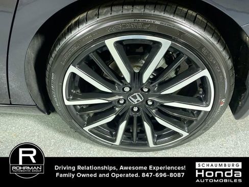 Used 2025 Honda Accord Touring image 4