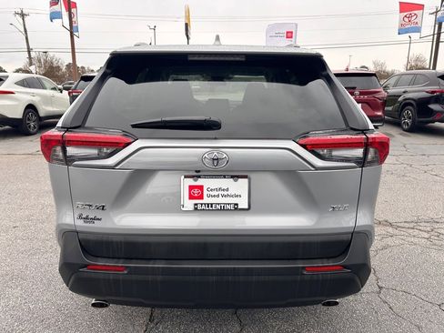 Used 2025 Toyota RAV4 XLE image 4