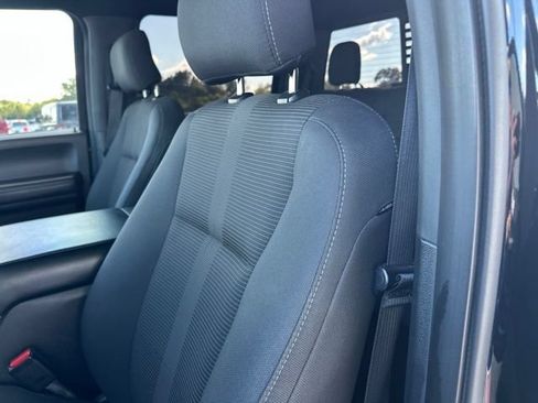 Used 2017 Ford F150 XLT w/ Equipment Group 302A Luxury AWD/4WD image 12