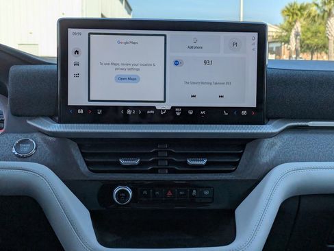 New 2026 Ford Explorer Platinum image 22