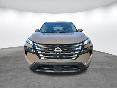 Used 2025 Nissan Rogue SV FWD image 21