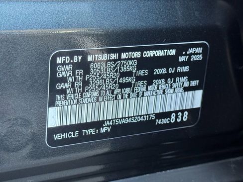 Used 2025 Mitsubishi Outlander SE image 20