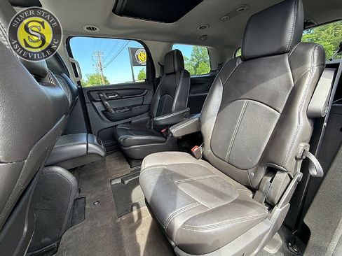 Used 2016 GMC Acadia SLT w/ Open Road Package AWD/4WD image 14