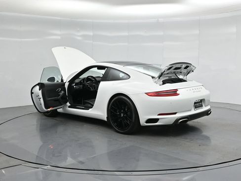 Used 2017 Porsche 911 Carrera RWD image 30