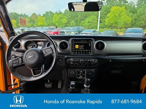 Used 2021 Jeep Wrangler Unlimited Sport AWD/4WD image 12