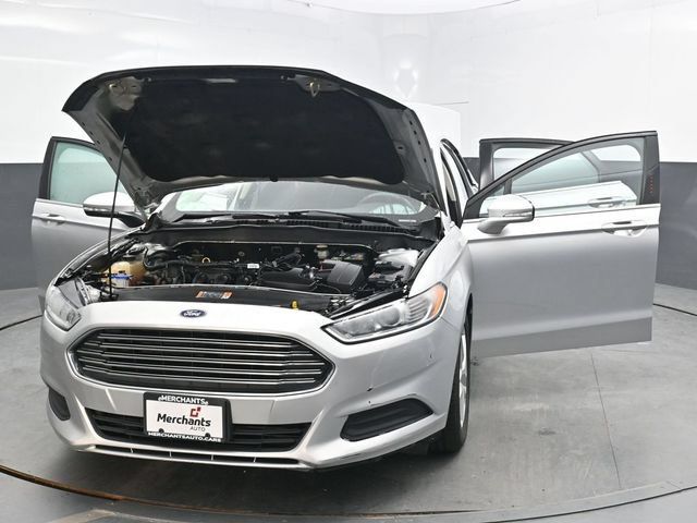 Used 2015 Ford Fusion SE FWD image 43