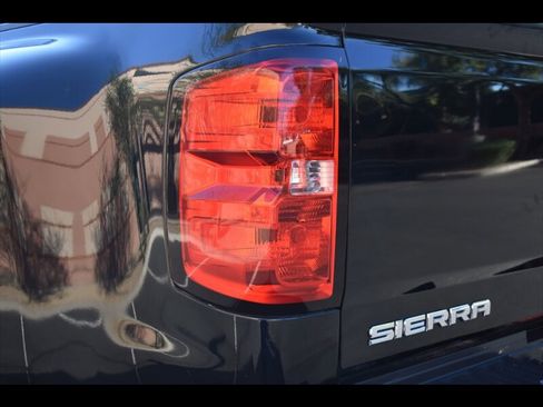 Used 2018 GMC Sierra 3500 Denali image 47