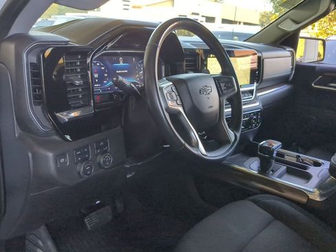 Used 2024 Chevrolet Silverado 1500 LT Trail Boss w/ Protection Package image 19