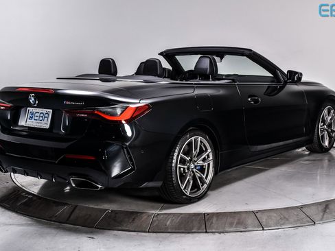 Used 2023 BMW M440i Convertible w/ Premium Package image 8