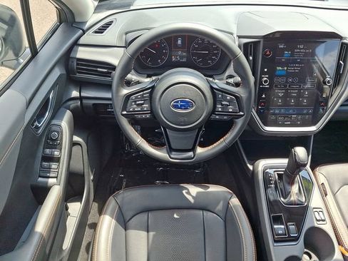 Certified 2025 Subaru Crosstrek 2.5i Limited w/ Crosstrek Mirror Package AWD/4WD image 11