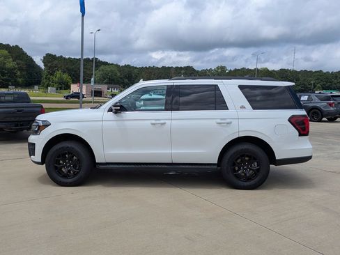 Used 2022 Ford Expedition Timberline AWD/4WD image 5