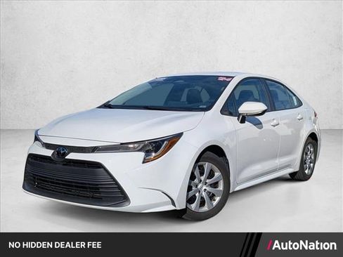 Used 2024 Toyota Corolla LE FWD image 1