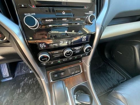 Used 2022 Subaru Ascent Touring image 20
