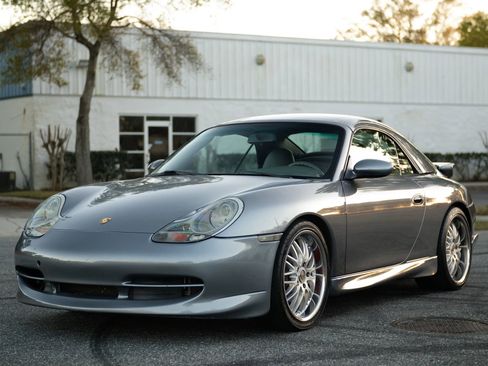 Used 2001 Porsche 911 Carrera 4 image 8