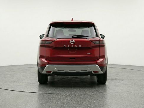 Used 2025 Nissan Rogue SV AWD/4WD image 7