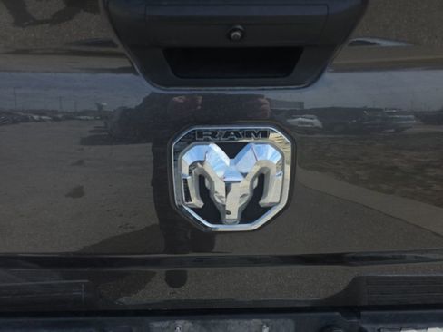 Used 2024 RAM 2500 Big Horn AWD/4WD image 6
