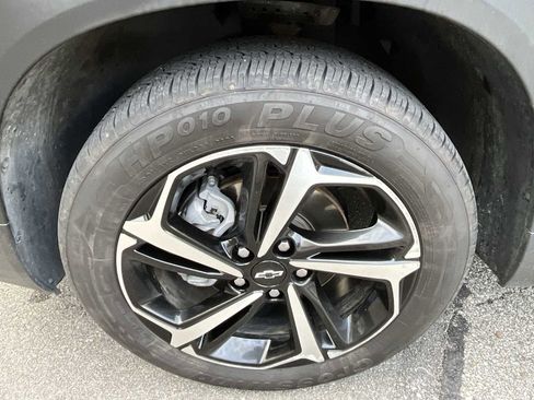 Certified 2021 Chevrolet TrailBlazer RS w/ Convenience Package image 30