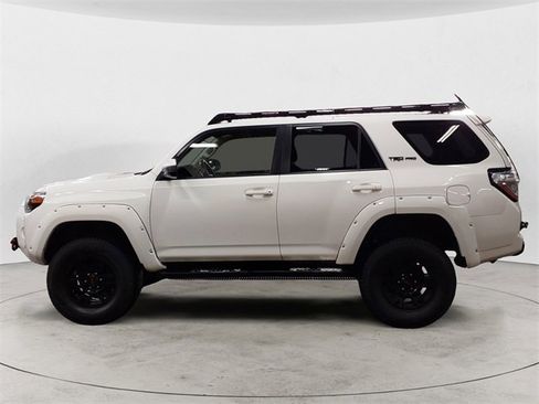 Used 2017 Toyota 4Runner TRD Pro image 2