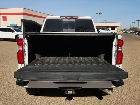 Used 2021 Chevrolet Silverado 2500 High Country w/ Technology Package image 10