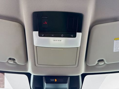 Certified 2022 Nissan Rogue SV image 18