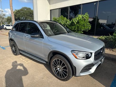Used 2021 Mercedes-Benz GLC 300 image 3