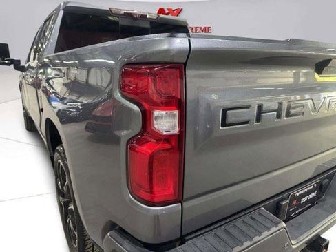 Used 2021 Chevrolet Silverado 1500 High Country w/ Technology Package AWD/4WD image 11