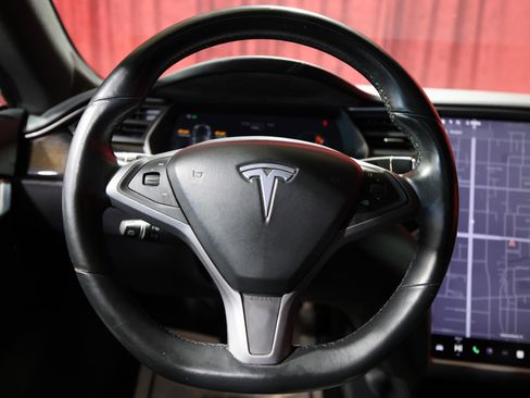 Used 2018 Tesla Model S 75D image 16