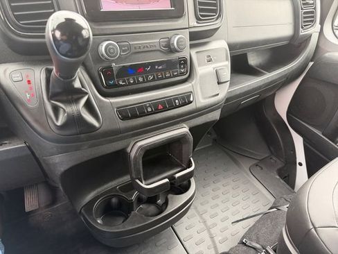 Used 2026 RAM ProMaster 2500 w/ Convenience Group FWD image 23