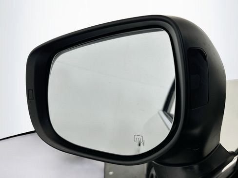 Used 2018 Subaru Crosstrek 2.0i Limited image 16