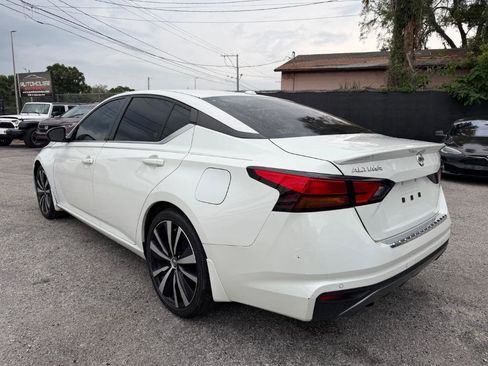Used 2022 Nissan Altima 2.5 SR FWD image 7