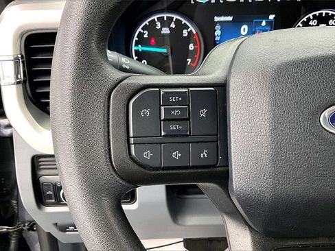 Used 2025 Ford F350 XLT w/ FX4 Off-Road Package image 17