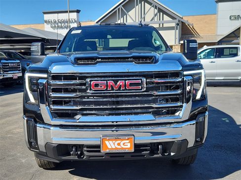 New 2026 GMC Sierra 3500 SLE w/ SLE Value Package image 6