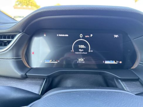 Used 2024 Jeep Grand Cherokee L Limited w/ Luxury Tech Group II image 30