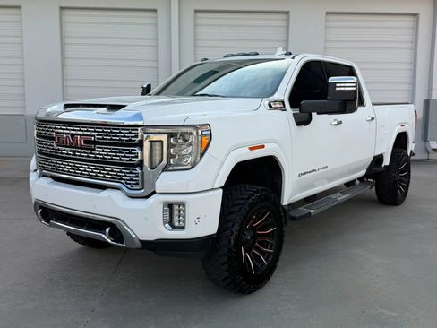 Used 2020 GMC Sierra 3500 Denali w/ Denali Ultimate Package AWD/4WD image 1