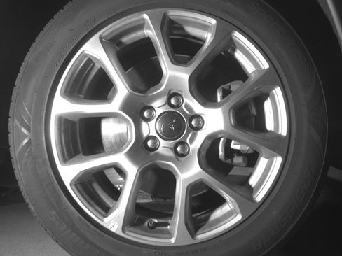 Used 2025 Jeep Compass Limited image 13