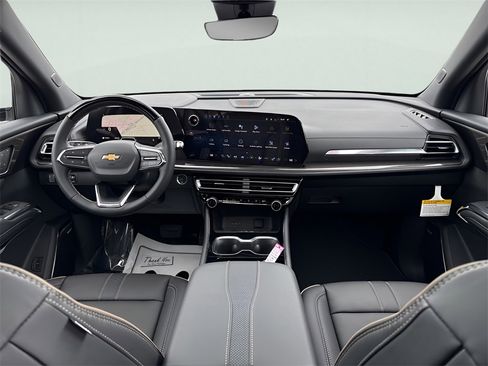 New 2026 Chevrolet Traverse High Country image 13