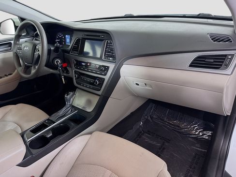 Used 2016 Hyundai Sonata SE image 27